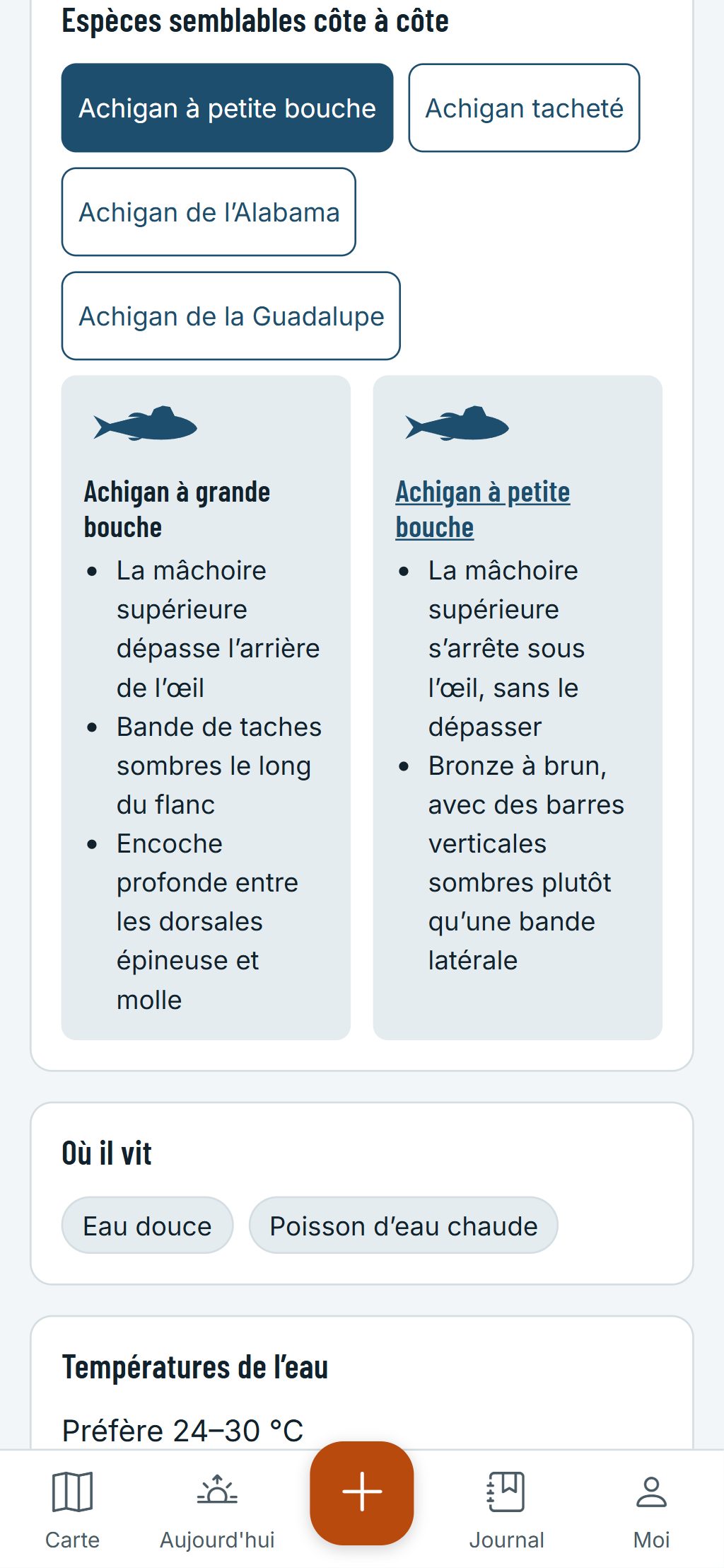 Le guide des espèces sur un téléphone : un achigan à grande bouche et un achigan à petite bouche côte à côte, avec les marques qui les distinguent.