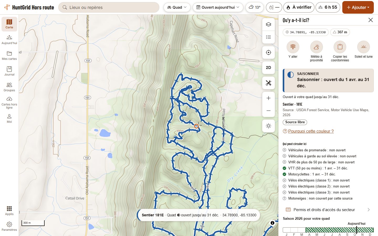 HuntGrid Hors route sur un ordinateur : des sentiers du Forest Service dans la forêt nationale Chattahoochee, en Géorgie, montrés pour un quad de 48 po, dont un touché. Sa fiche indique « Saisonnier : ouvert du 1 avr. au 31 déc. », liste qui peut y circuler avec les dates et montre la saison 2026 avec la date du jour.